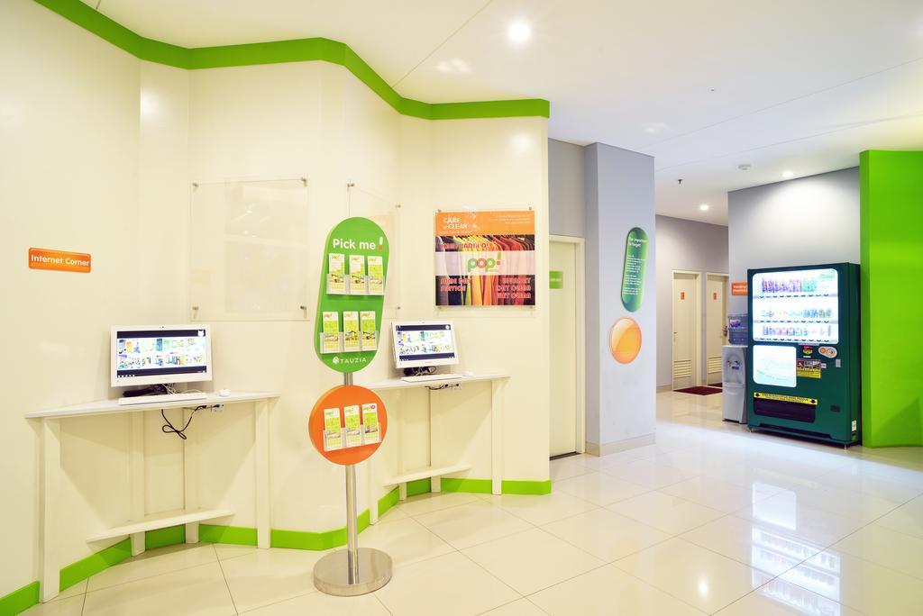 Pop! Hotel Kemang Giacarta Esterno foto