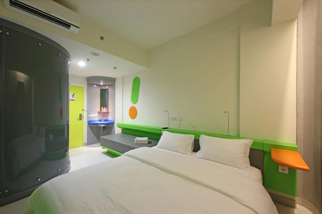 Pop! Hotel Kemang Giacarta Esterno foto