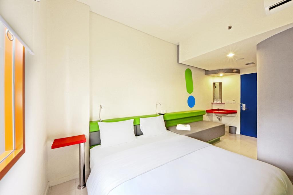 Pop! Hotel Kemang Giacarta Camera foto